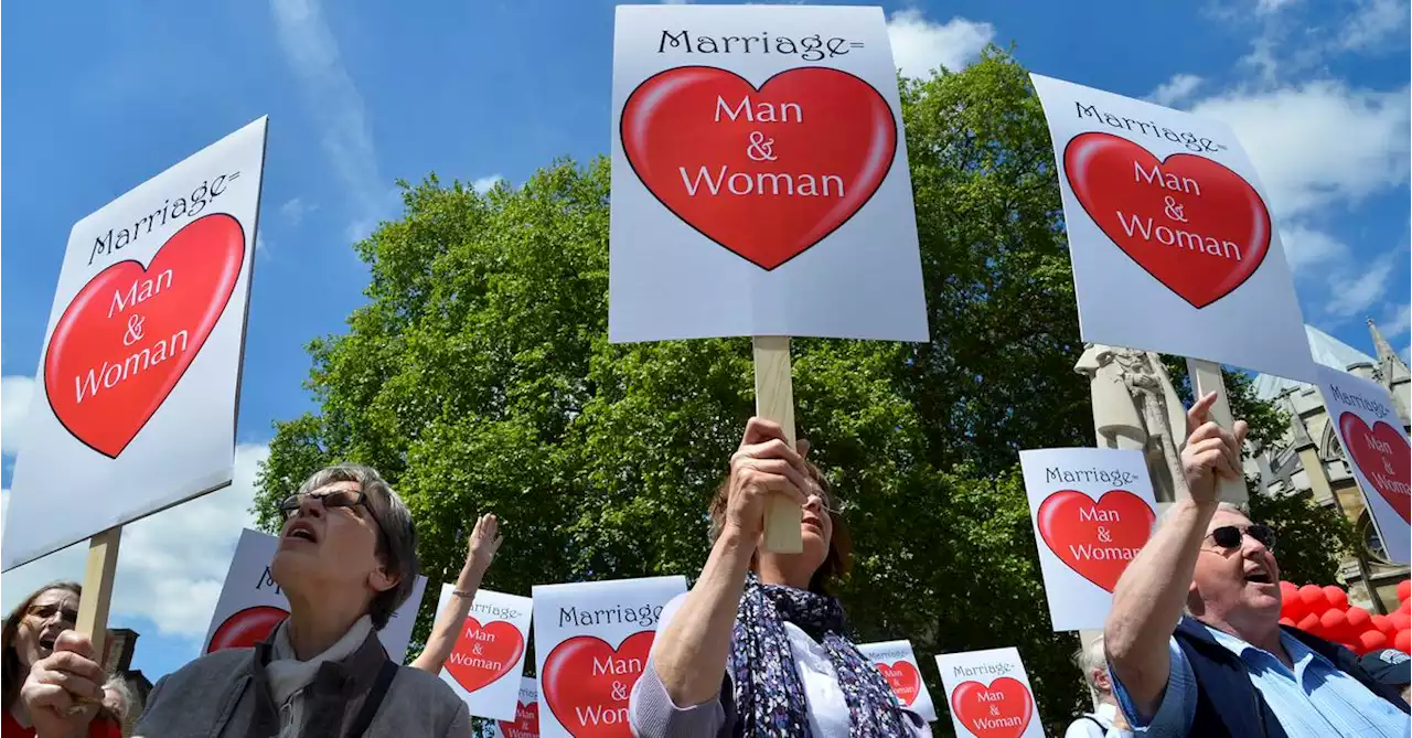 Church of England bishops refuse to allow same-sex marriages