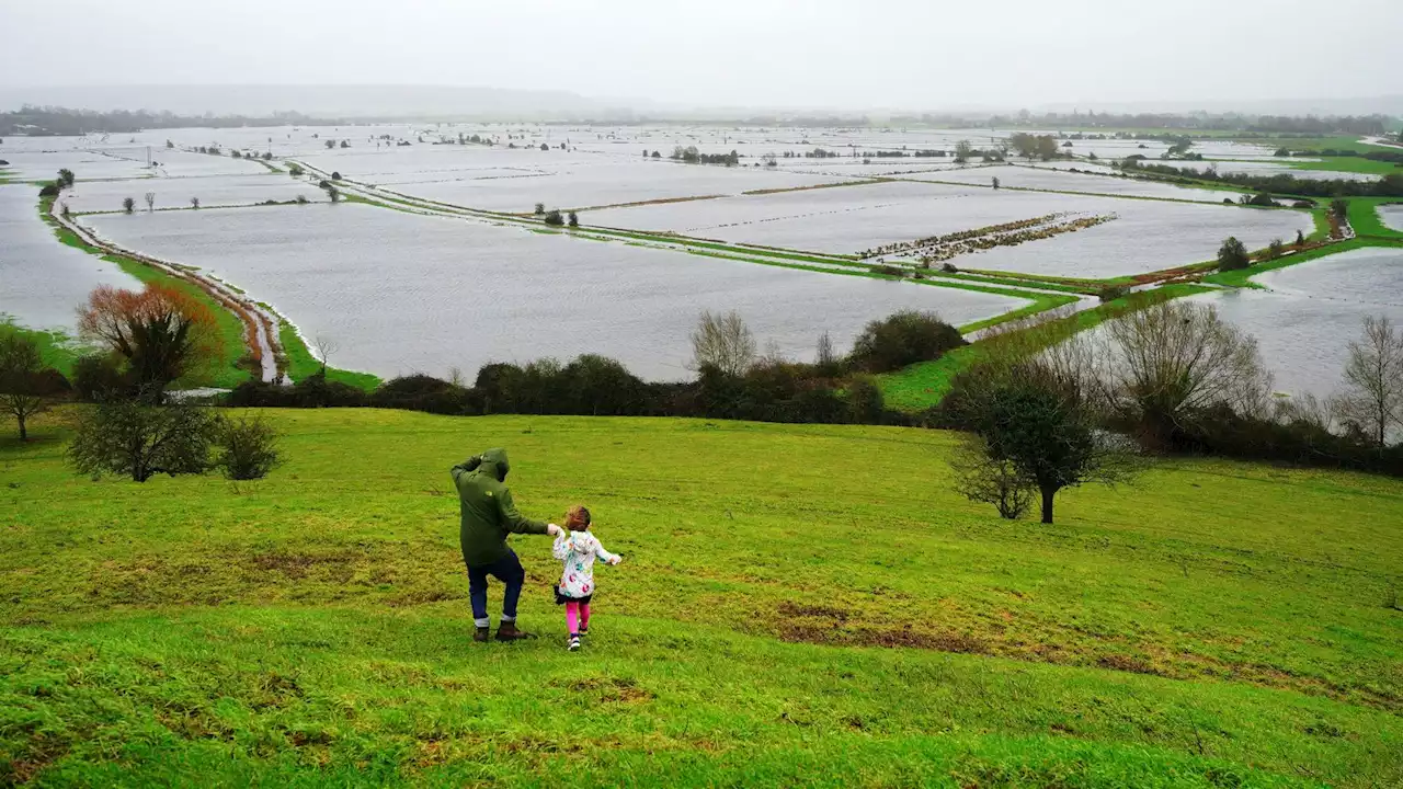 UK weather: Somerset flood risk 'concern' triggers Environment Agency 'major incident'