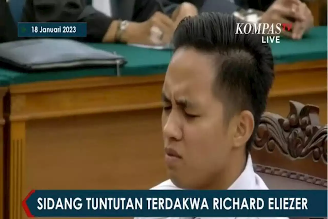 Richard Dituntut 12 Tahun Bui, Pengunjung: Semangat ya Chard, God Bless...