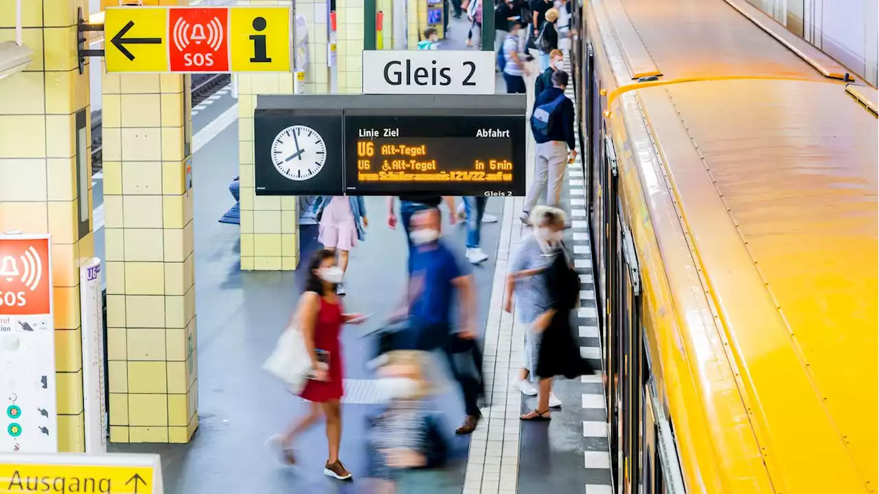 Störung behoben: Stundenlanges Chaos auf der Linie U6 in Berlin-Mitte