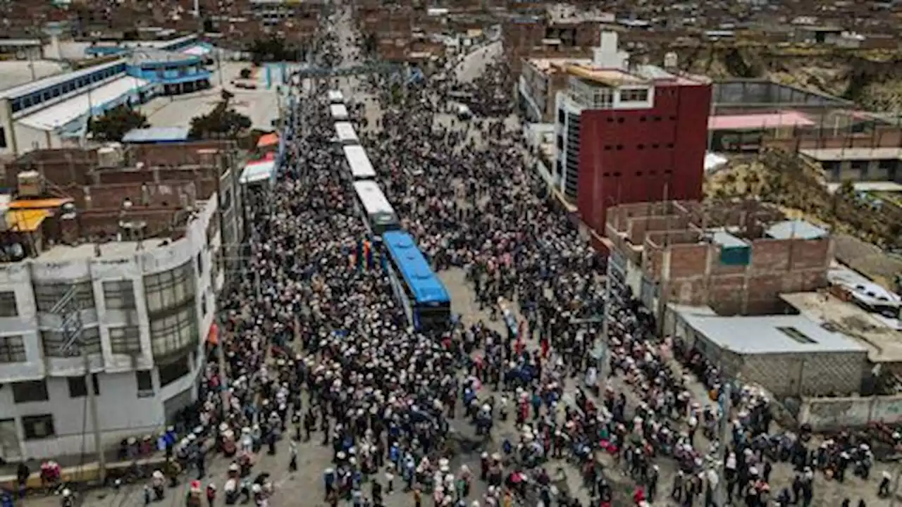 Peru peasants arrives in Lima for major anti-Boluarte protest