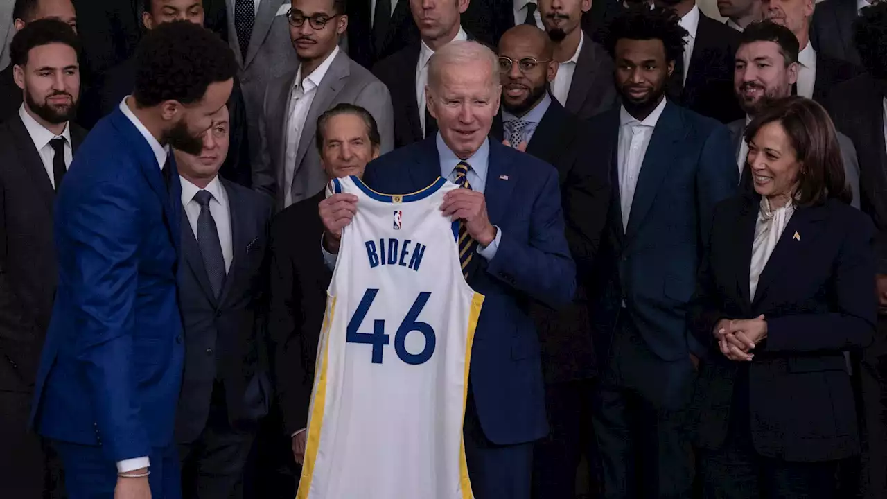 Presidente de Estados Unidos recibe a los Warriors en la Casa Blanca