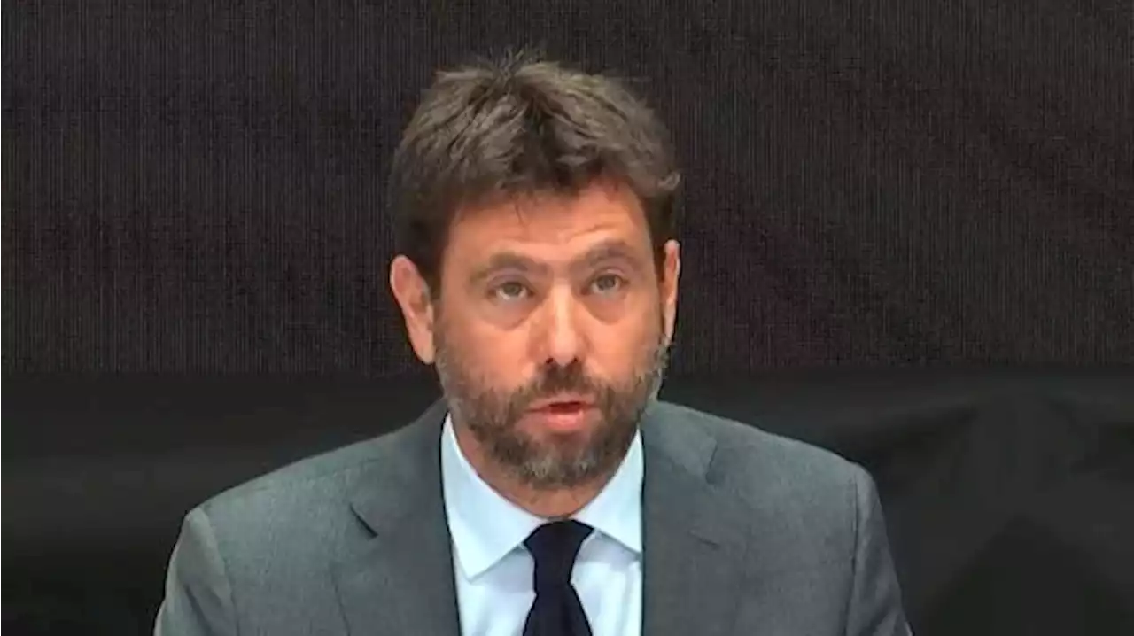 Agnelli consegna a Ferrero la maglia numero 1 della Juve: 'Avrete in me un grande tifoso' - TUTTOmercatoWEB.com