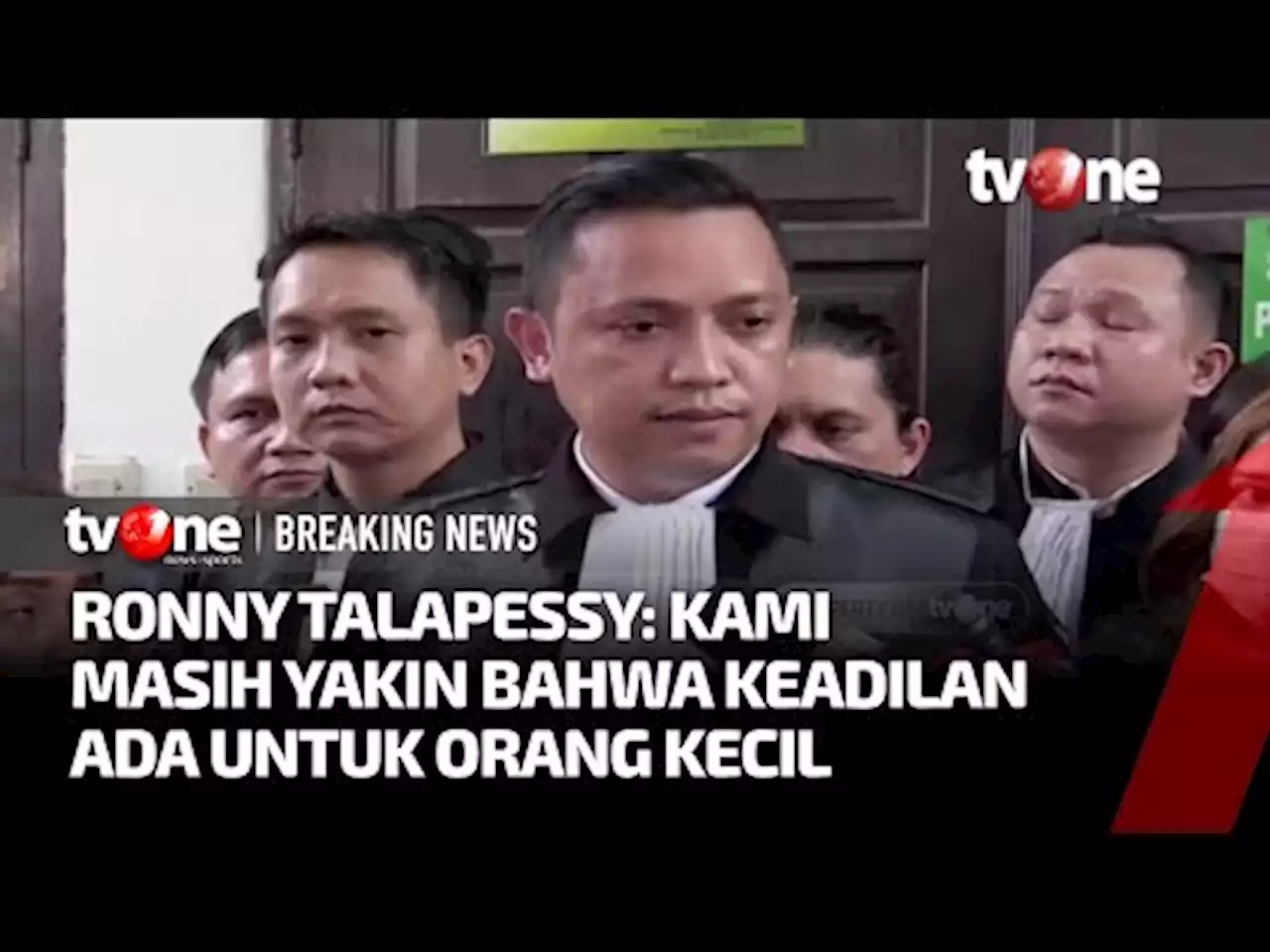 Bharada E Dituntut 12 Tahun, Kuasa Hukum: Kesewenang-wenangan Kelas Atas vs Bawah - tvOne