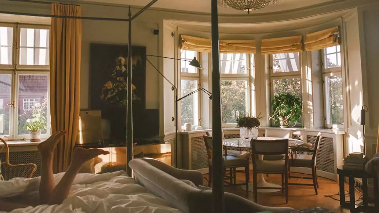 These Are the World’s Sexiest Bedrooms, According to Two Globe-Trotters Who Would Know