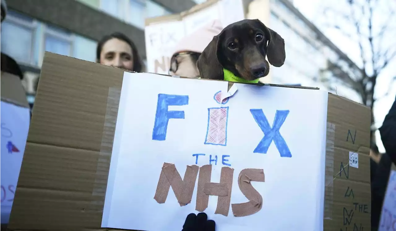 U.K. nurses stage new walkout as strike wave intensifies