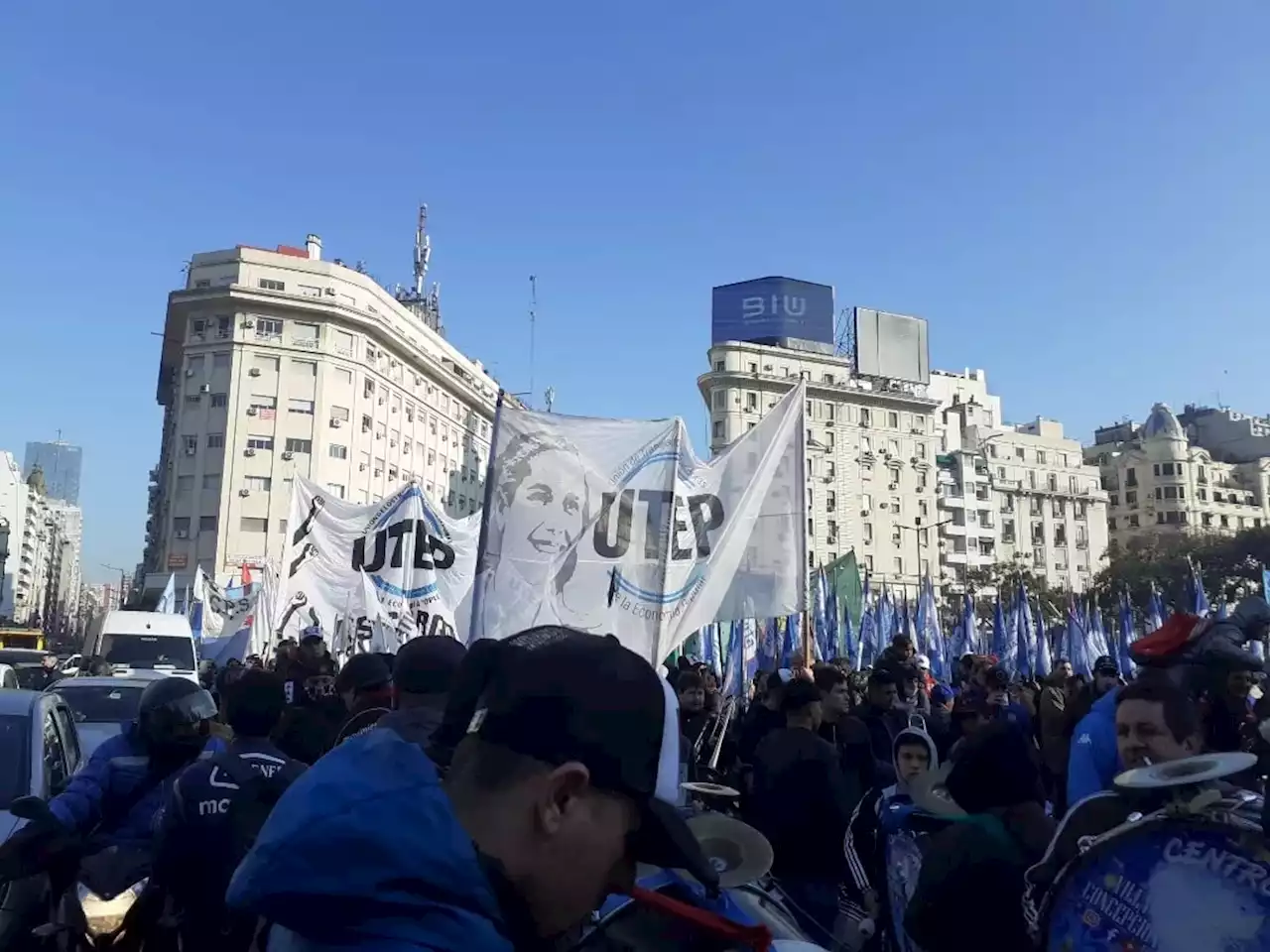 Organizaciones populares se movilizan por el despido de mujeres cooperativistas