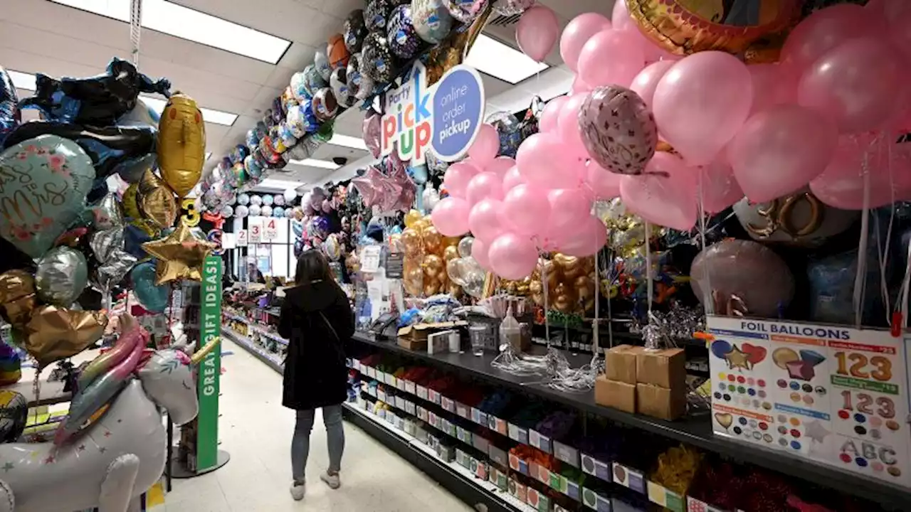 America's largest party supply store files for bankruptcy | CNN Business