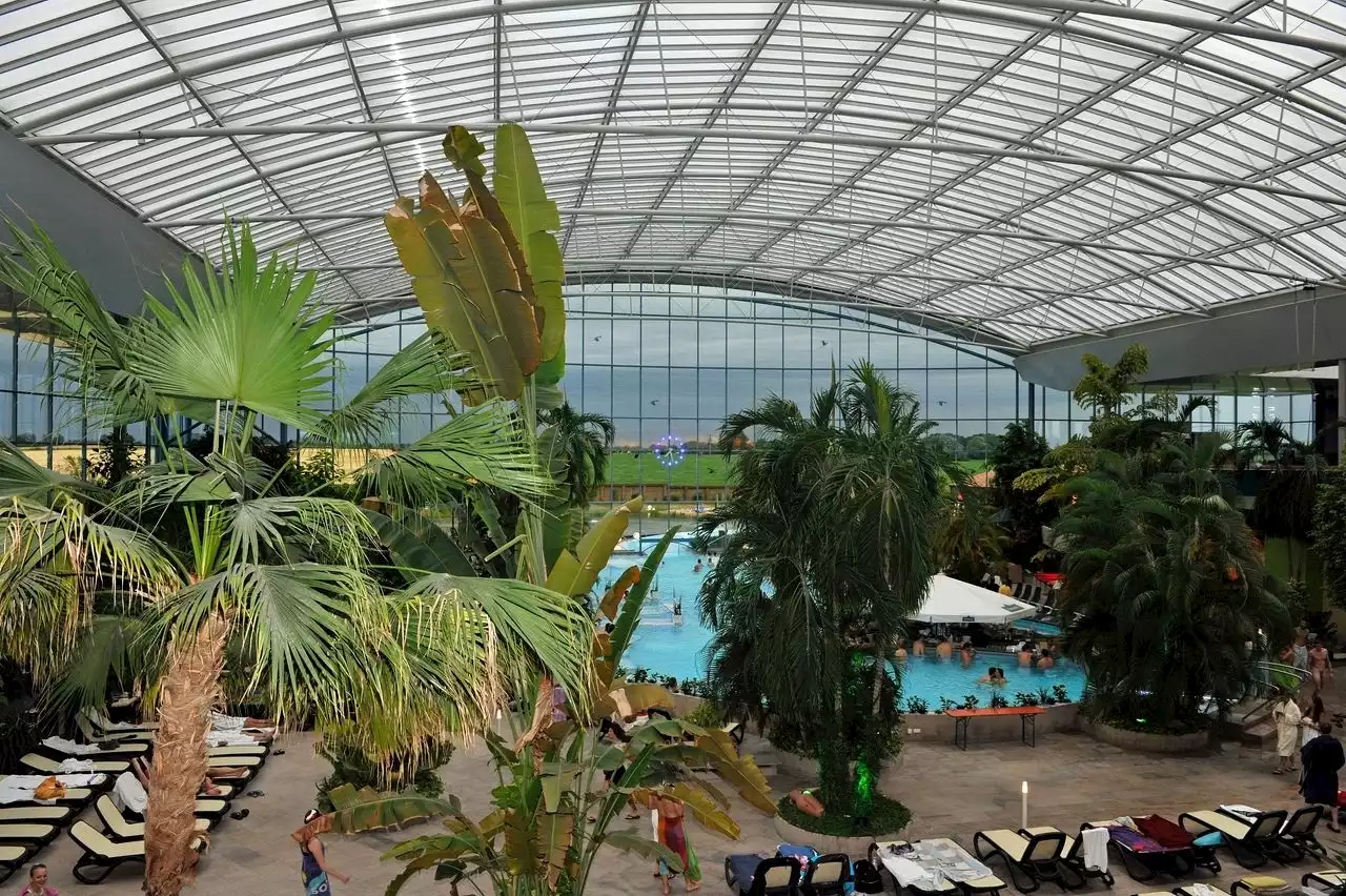 Therme Erding setzt künftig auf Solarstrom