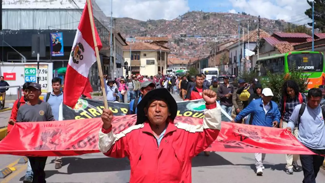 Protests erupt in Peru as thousands of police officers deploy to guard capital | CNN