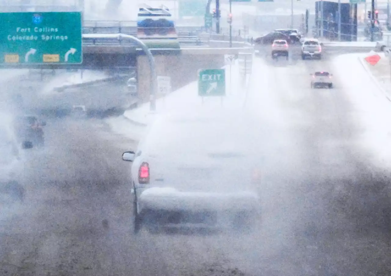 Crash involving 9 semitrailers in Arapahoe County closes Interstate 70