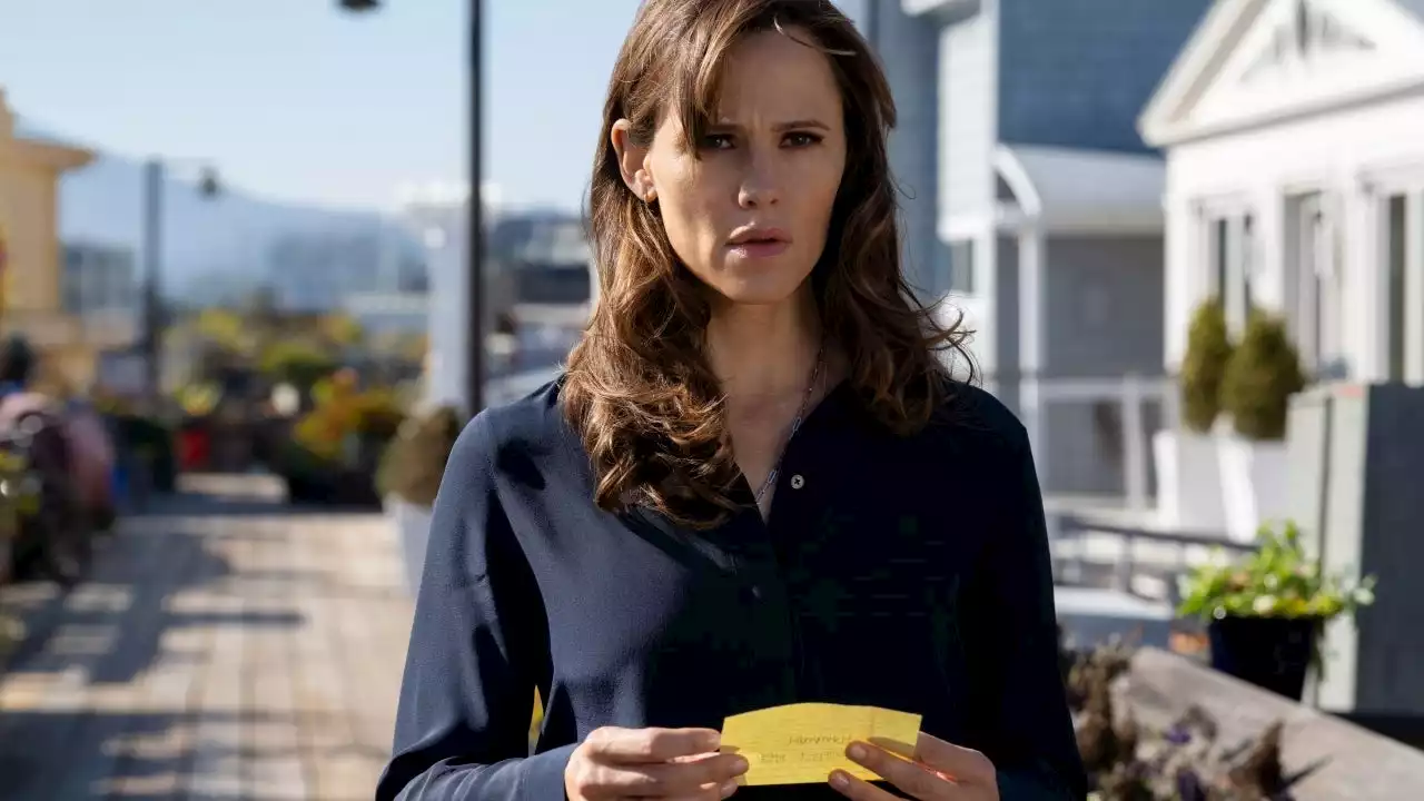 Jennifer Garner Looks for Answers in New Apple TV+ Mystery: See Photos