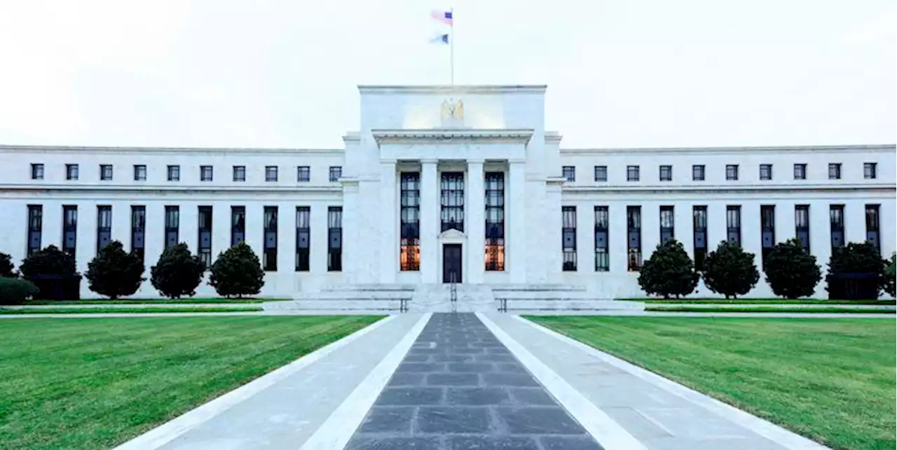 Fed's Logan supports slower rate hike pace, possibly higher stopping point