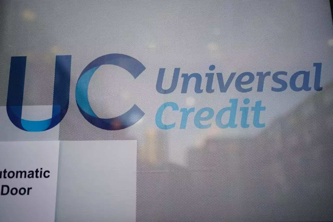 Universal Credit claimants warned over 'phantom' payments - what you should do