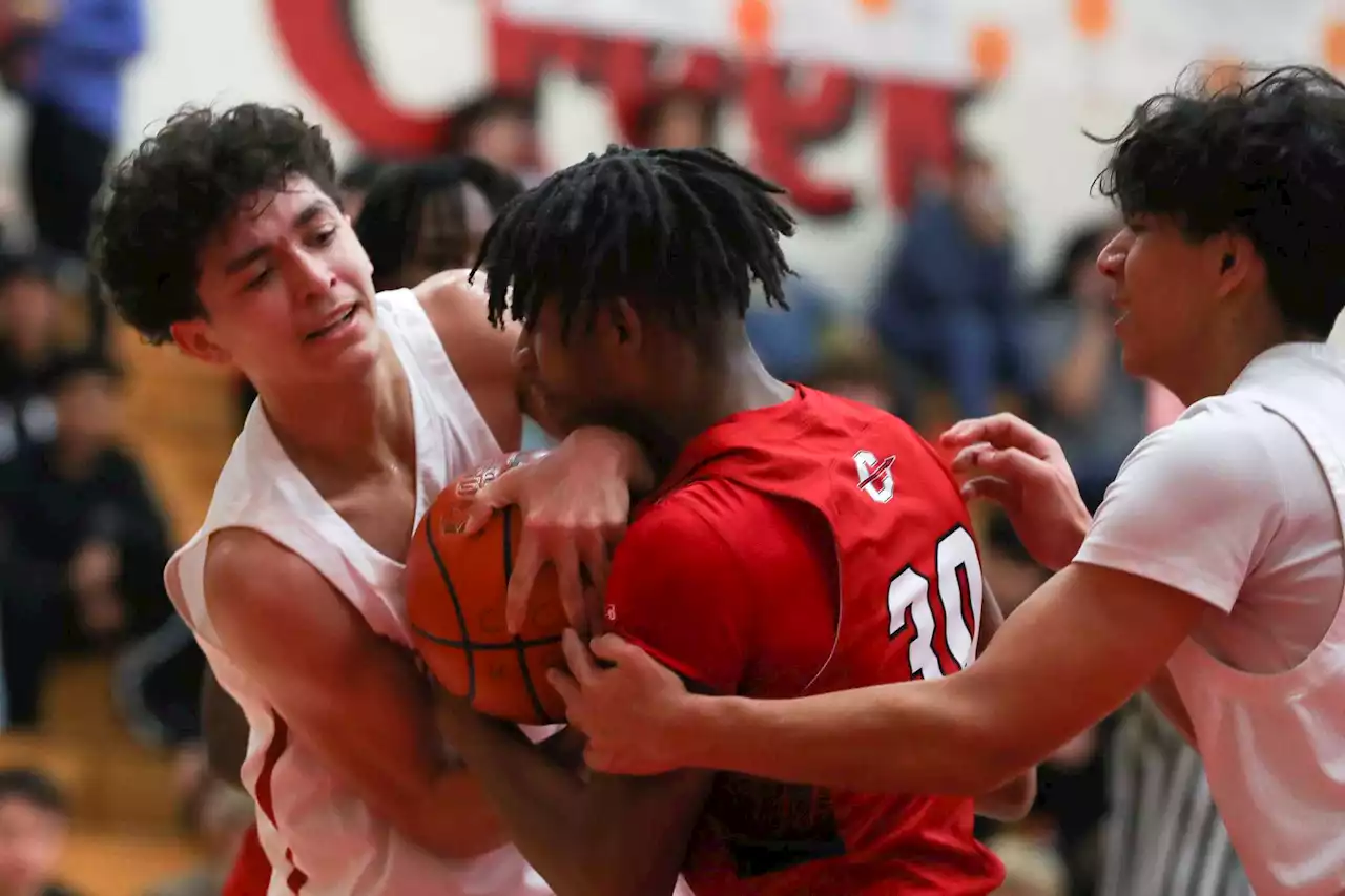 Cleveland grabs first 13-6A win over Caney Creek