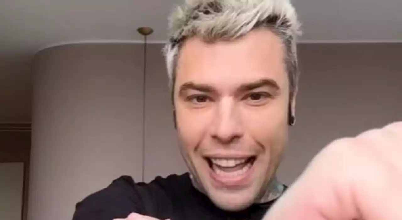 Fedez 'batte' il Codacons: non c'è stata diffamazione. Lui esulta sui social: «Col c... che vi pago»