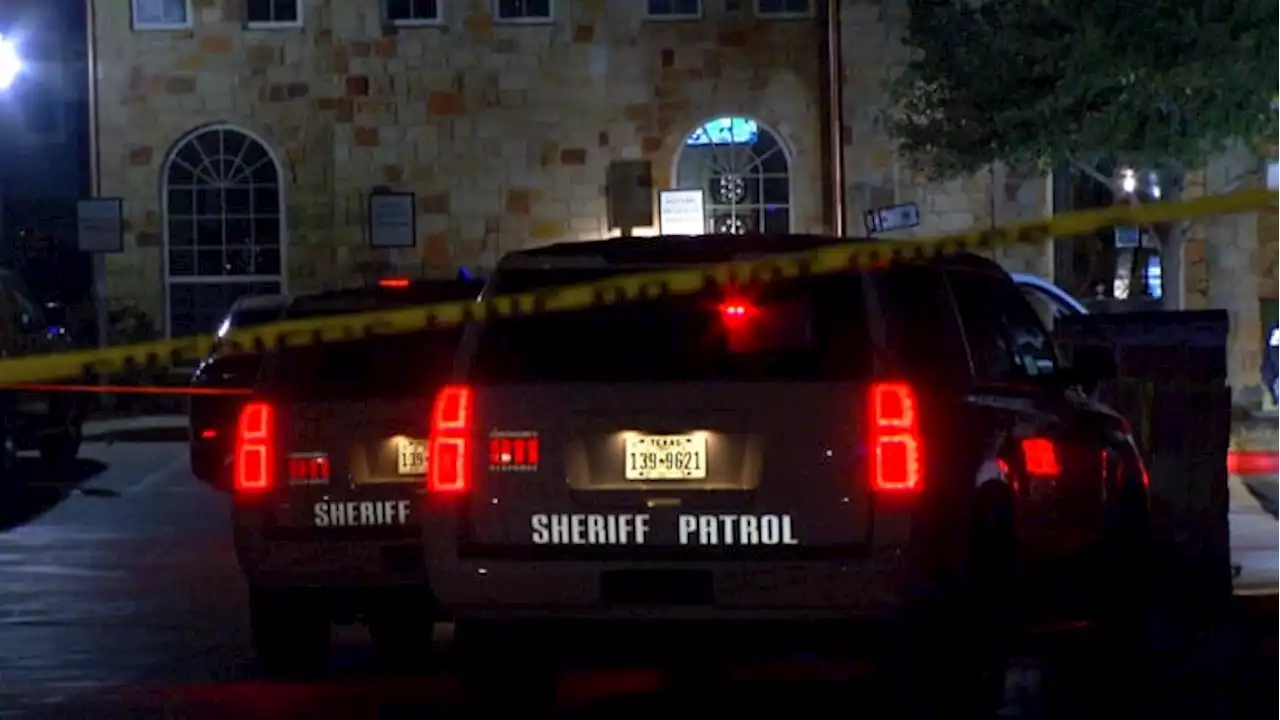 2 men shot, killed during altercation outside far West Bexar County apartment complex, BCSO says