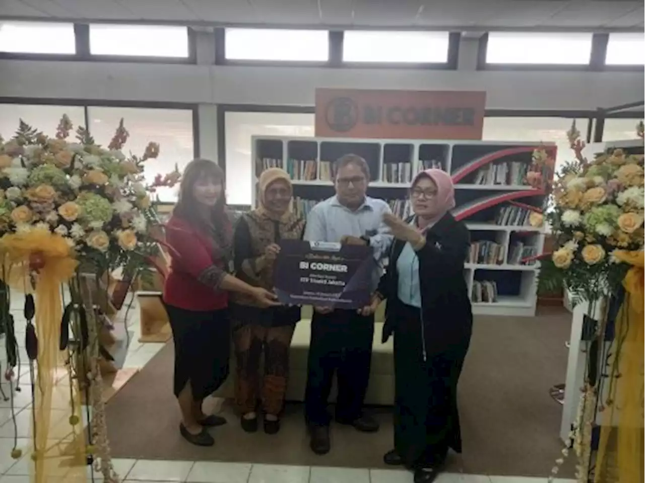 STP Trisakti Raih Hibah Bangun Pojok Baca BI Corner