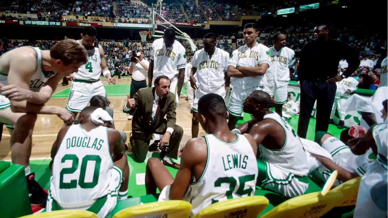 Former Celtic Chris Ford, Who Made NBA's First 3-Pointer, Dies at 74