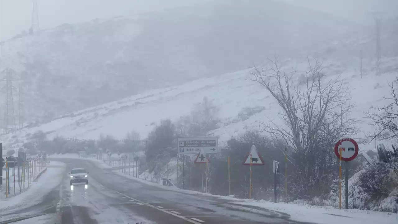 España se congela con la borrasca Fein: clases suspendidas, carreteras cortadas y numerosas incidencias