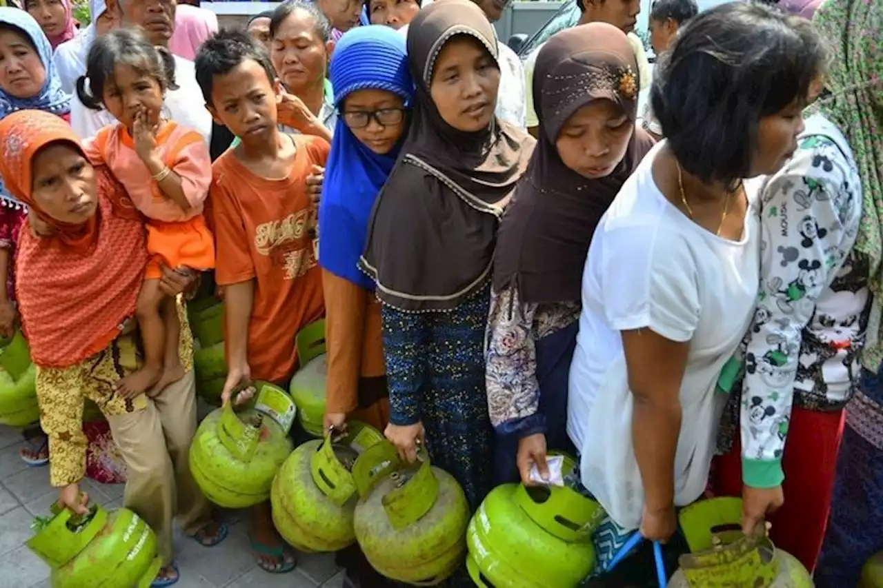 Roundup: Soal Warung Kecil Dilarang Jual Gas LPG 3 Kg, Syarat Agen Resmi hingga Pembelian Pakai KTP - Pikiran-Rakyat.com