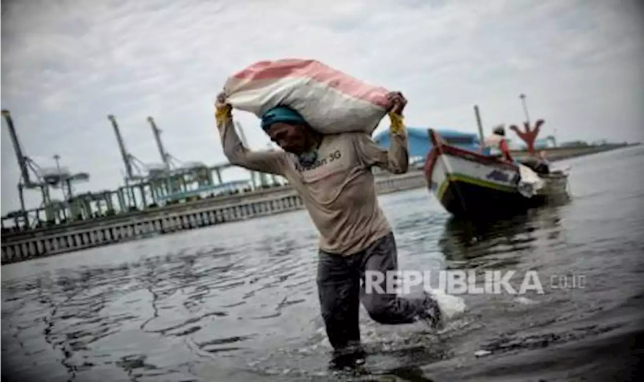 Tarif PNBP Pascaproduksi Lima Persen, Nelayan Berhenti Mogok |Republika Online