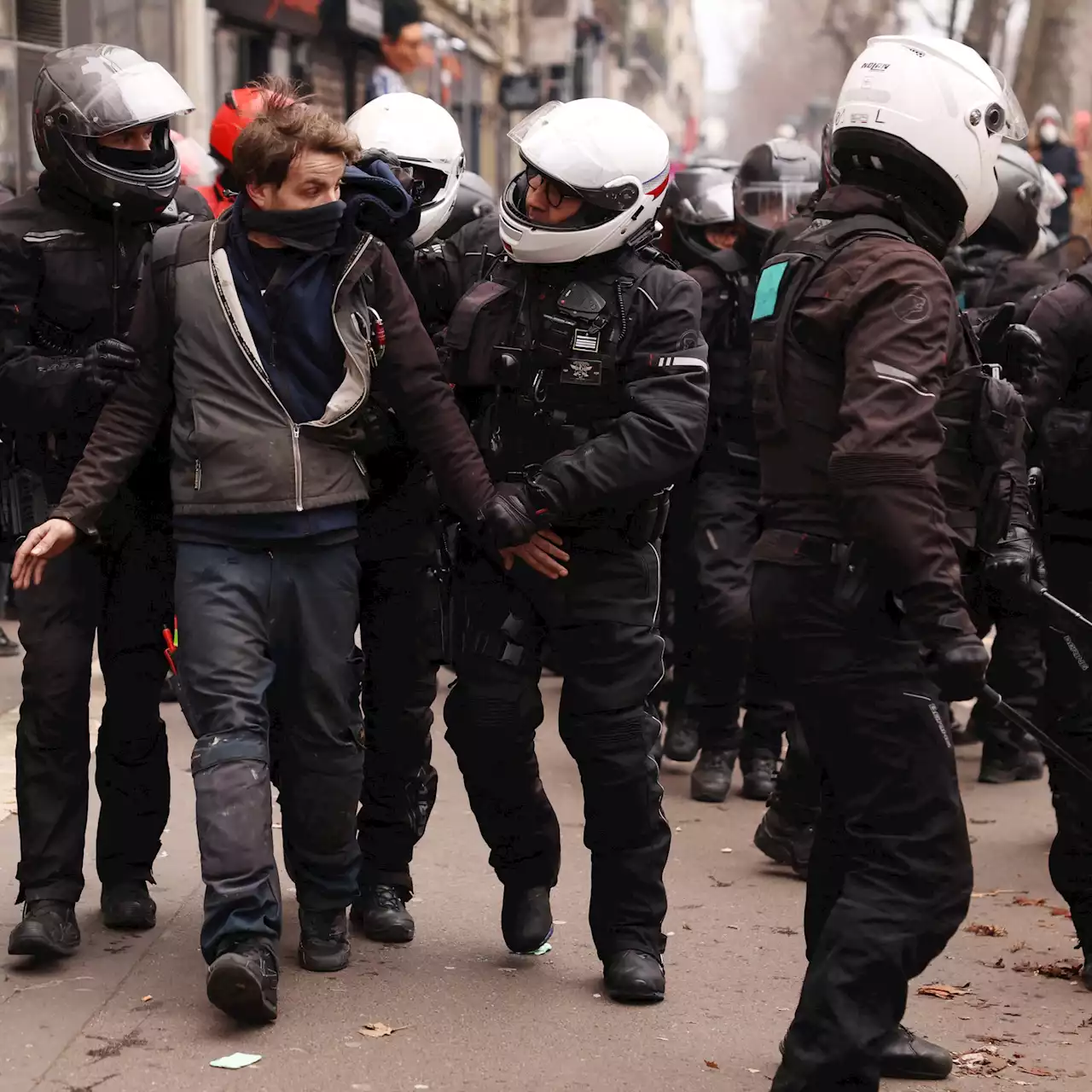 EN DIRECT - Grève du 19 janvier : 20 interpellations en marge de la manifestation à Paris