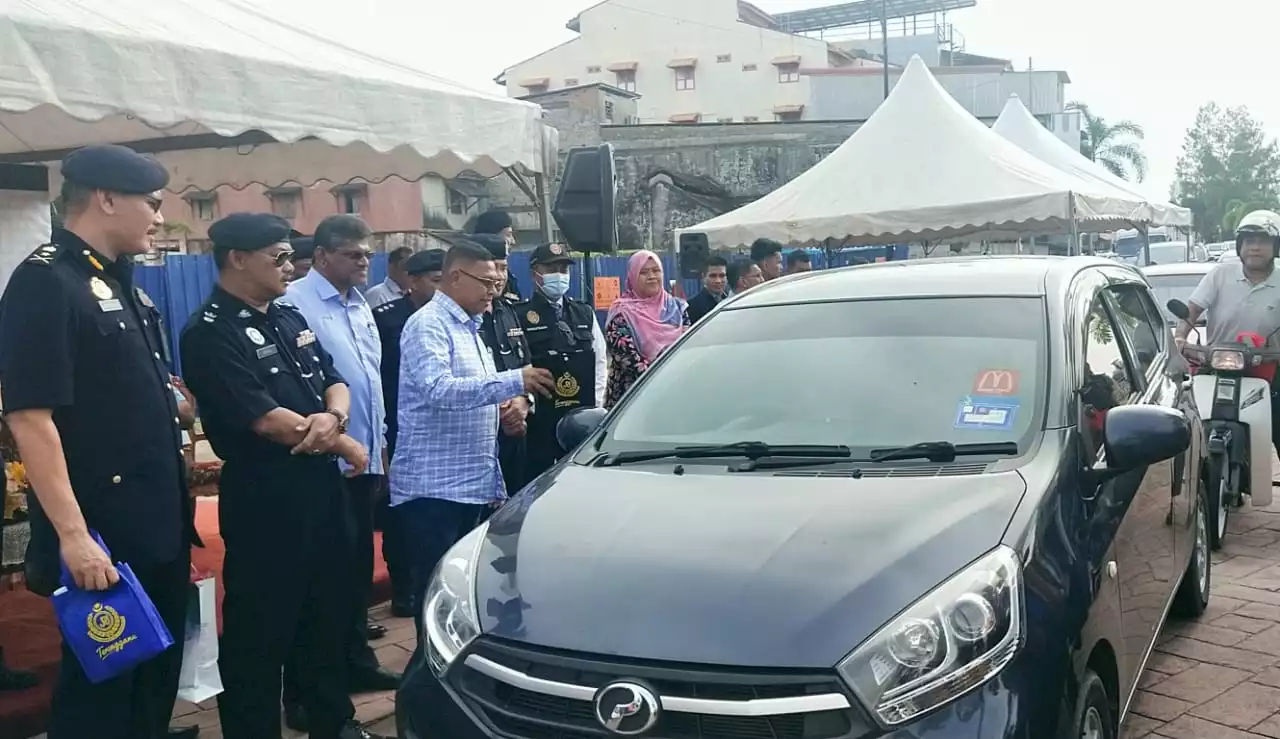 Tahun Baharu Cina: Jumlah kenderaan meningkat sekali ganda