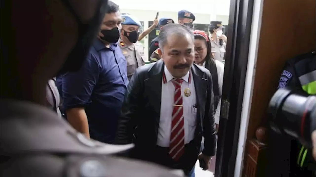 Tak Terima Tuntutan Sambo, Kamaruddin: Dia Bohongi Kapolri hingga Presiden