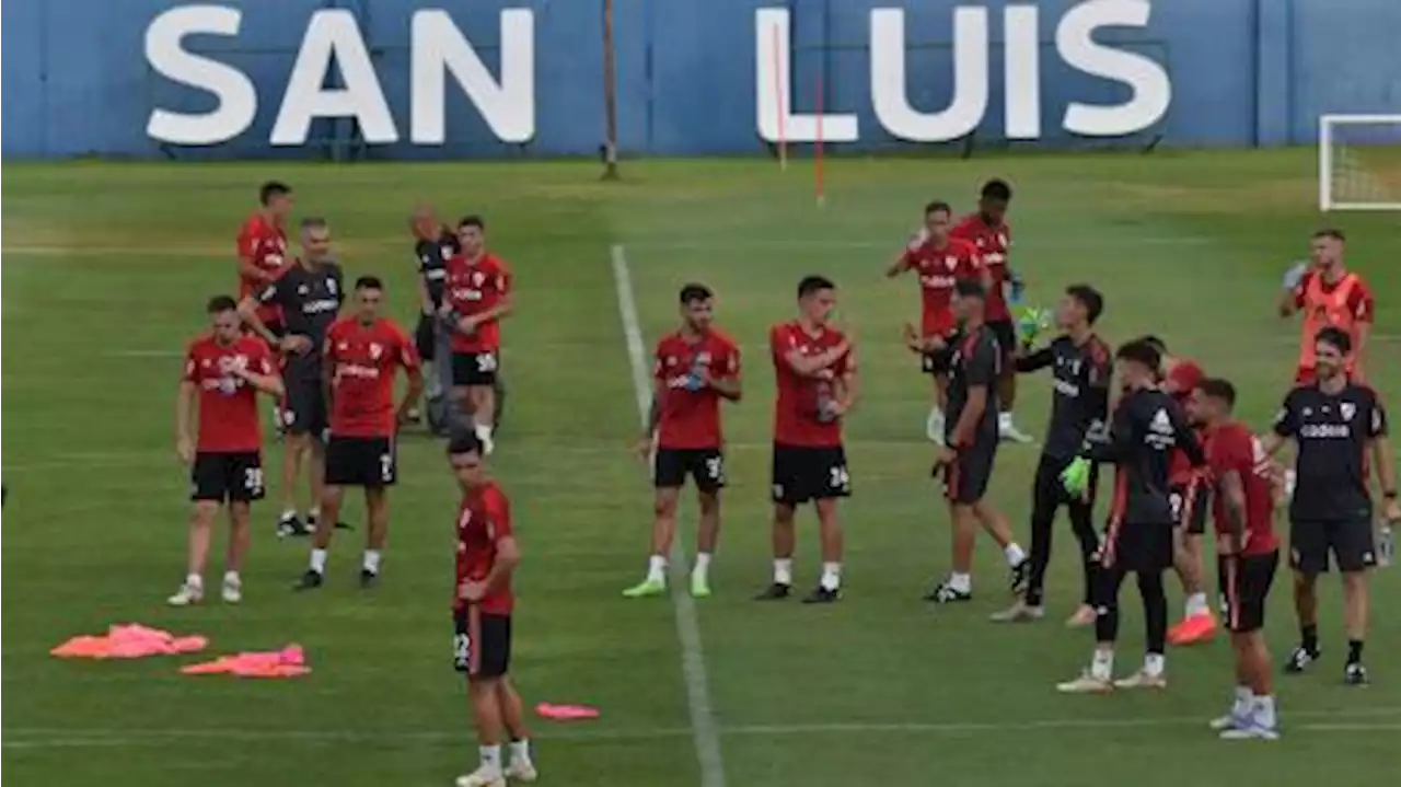 El plantel de River viaja a Estados Unidos para jugar tres amistosos