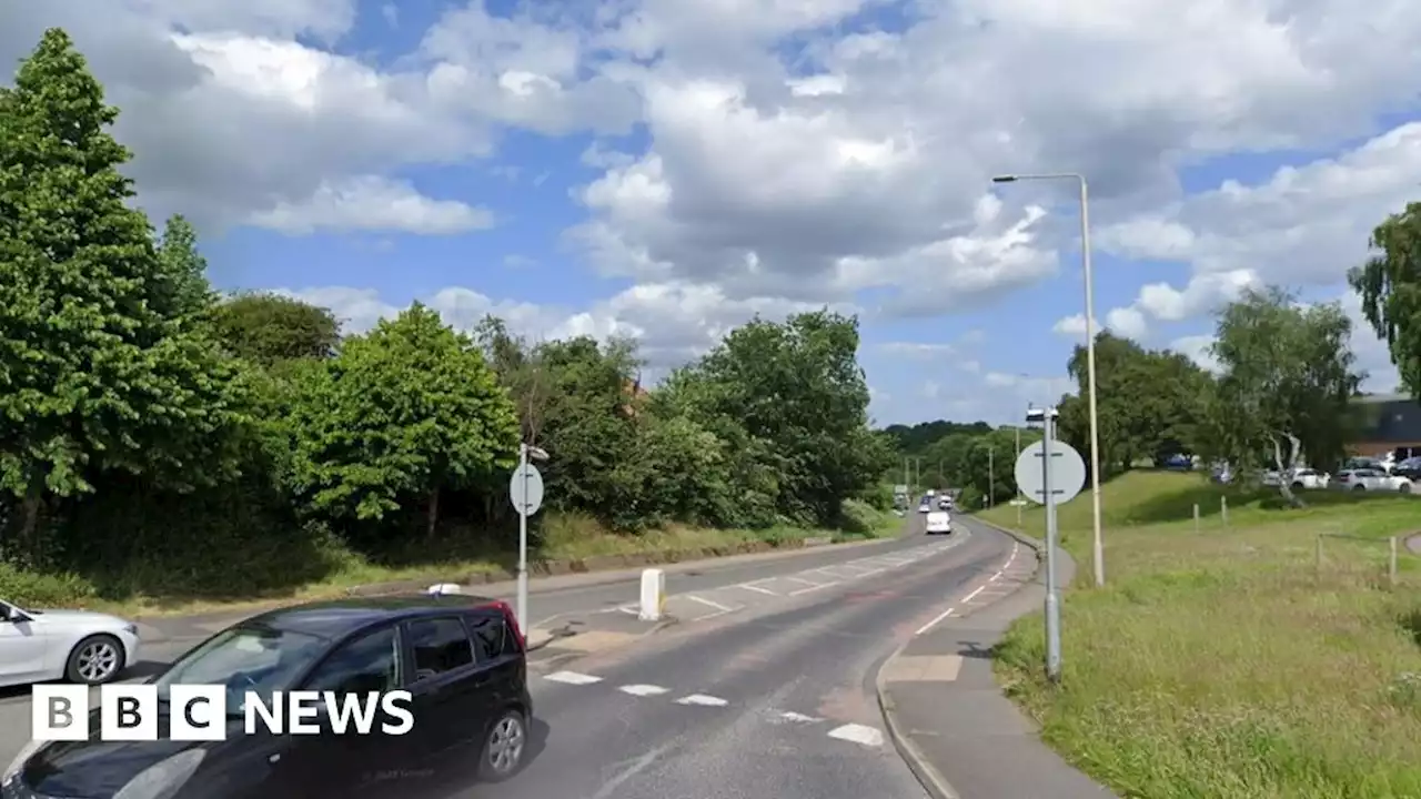 Mansfield Woodhouse: Woman dies in New Year's Eve crash