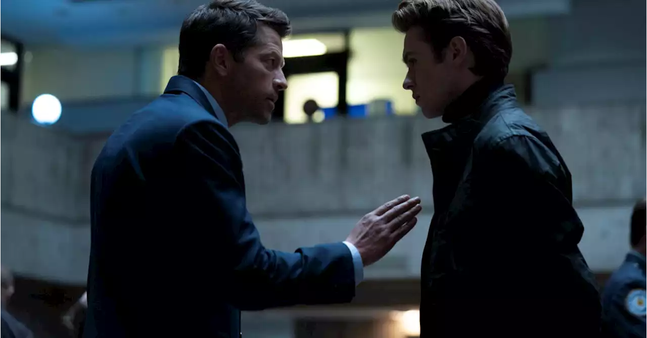 Gotham Knights: Misha Collins Video Teases Harvey Dent/Two-Face Look