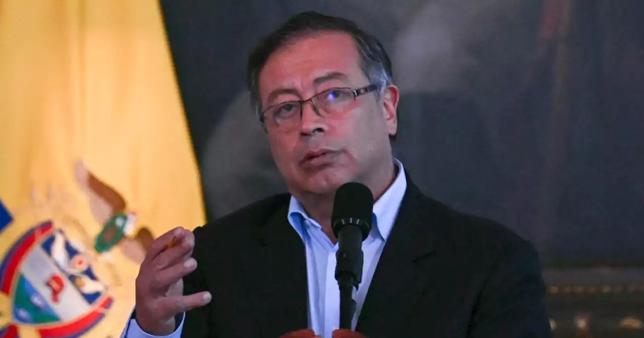 Reacciones de diversos sectores políticos de Colombia al anuncio del cese al fuego de Gustavo Petro