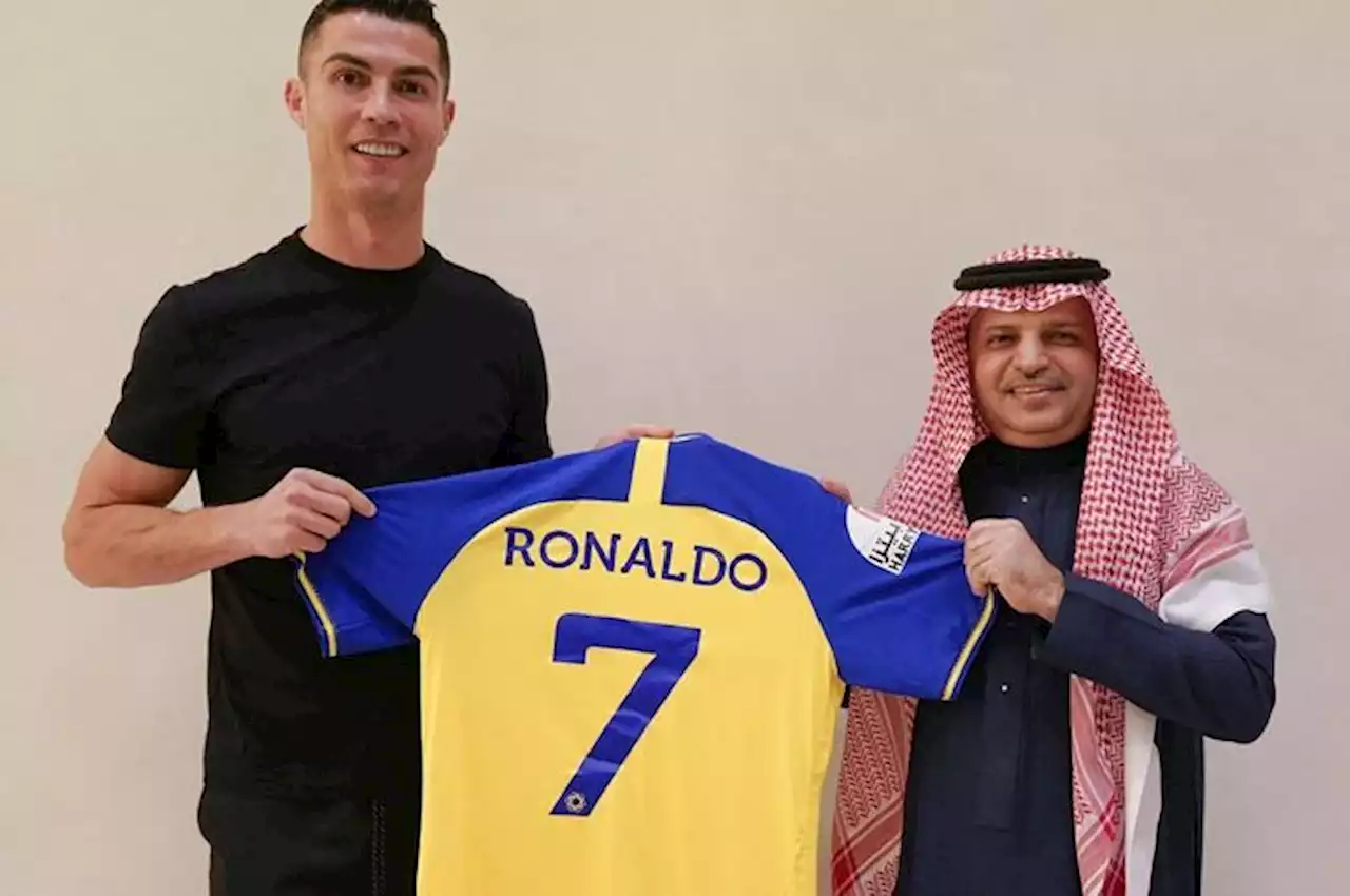 Real Madrid Tak Peka, Cristiano Ronaldo Sempat Tunggu Tawaran sebelum Gabung Al Nassr - Bolasport.com