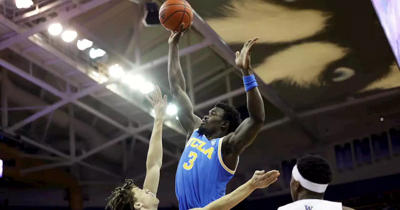 No. 11 UCLA defeats Washington 74-49 for 10th straight win