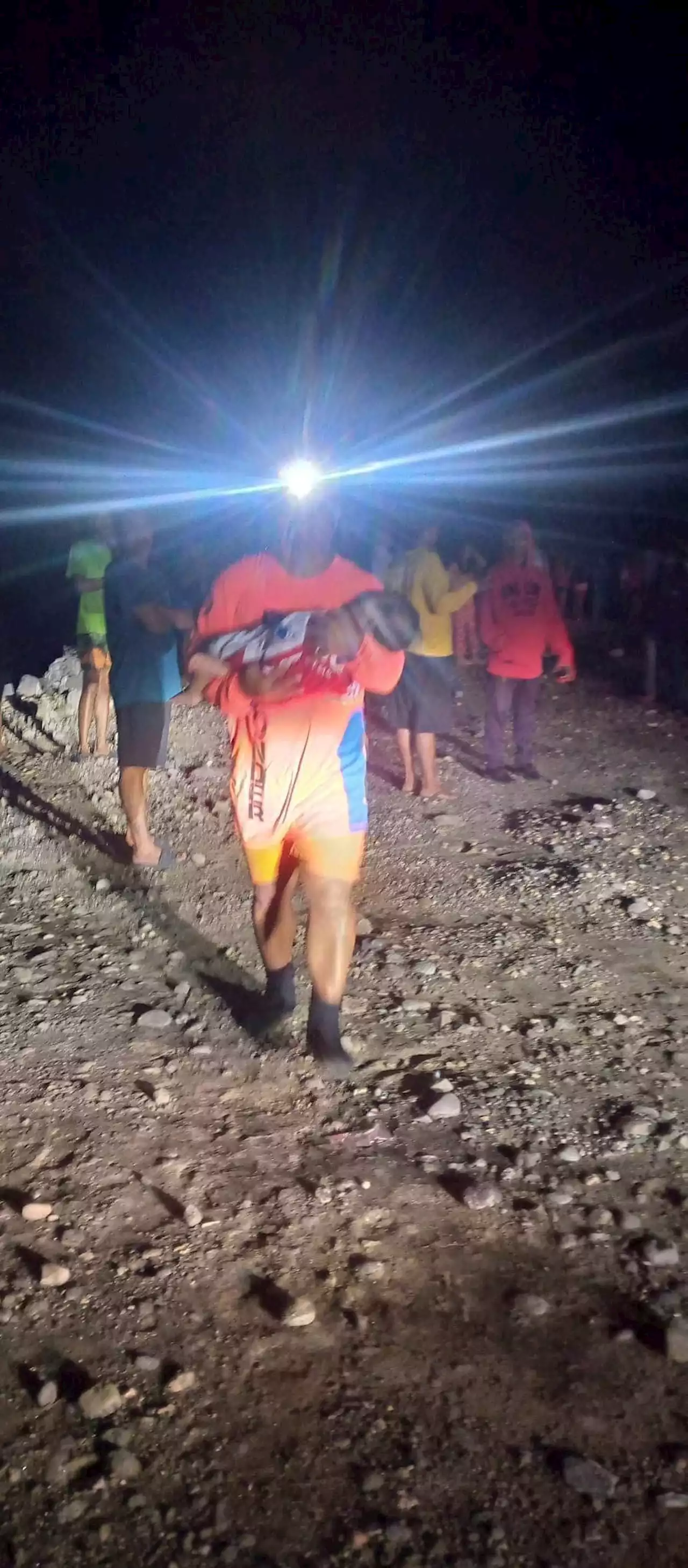 Minor missing as pump boat capsizes off San Fernando, Cebu