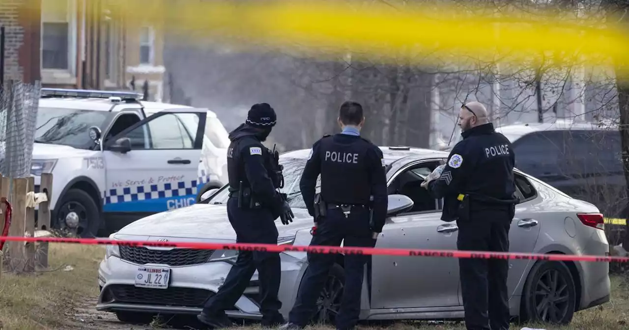 4 teens shot, one dead in Washington Park neighborhood, police say