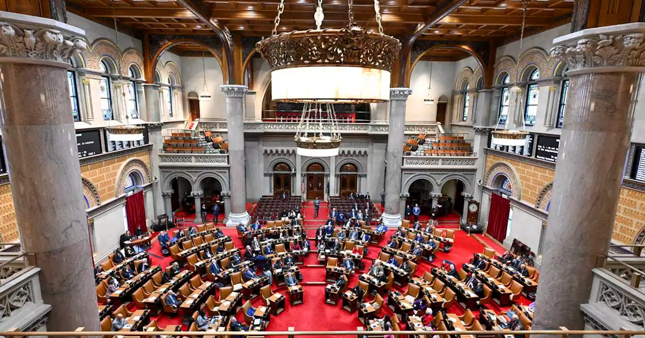 Lawmakers in New York get pay raise making them nation’s best-paid