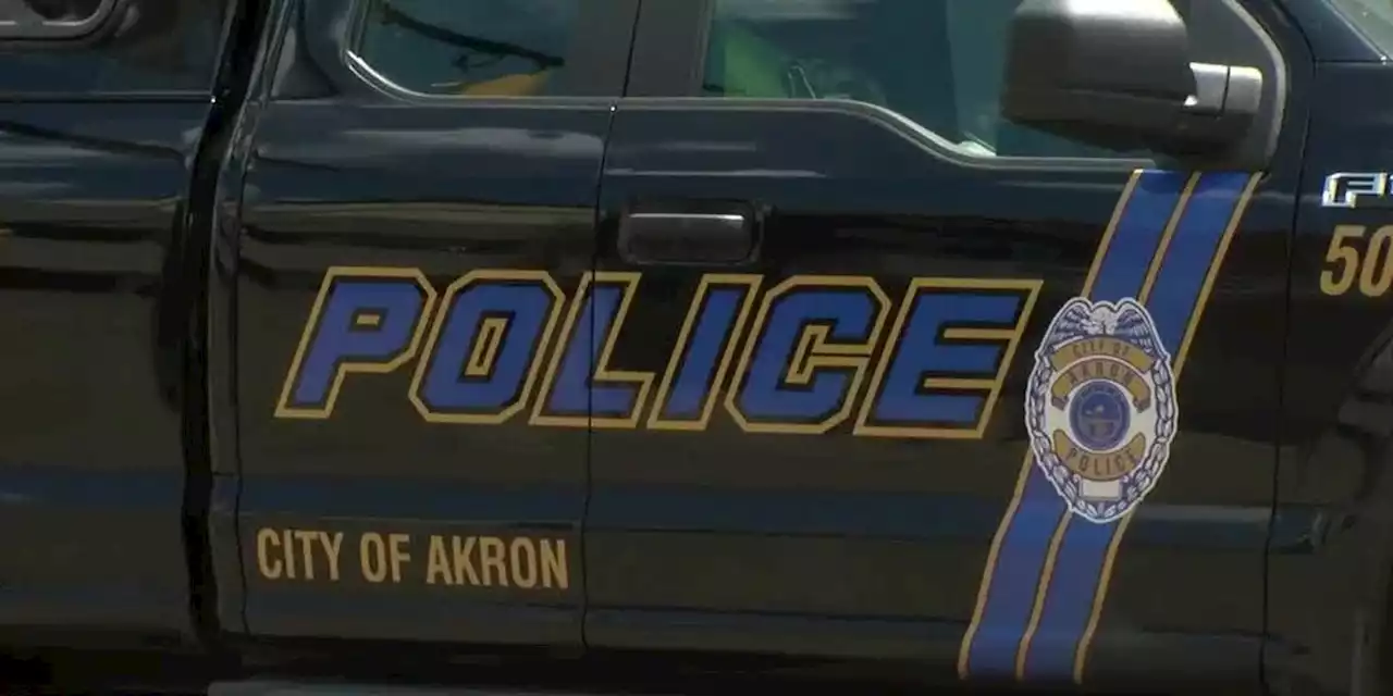 Akron police search for hit-skip driver who seriously injured pedestrian in crash