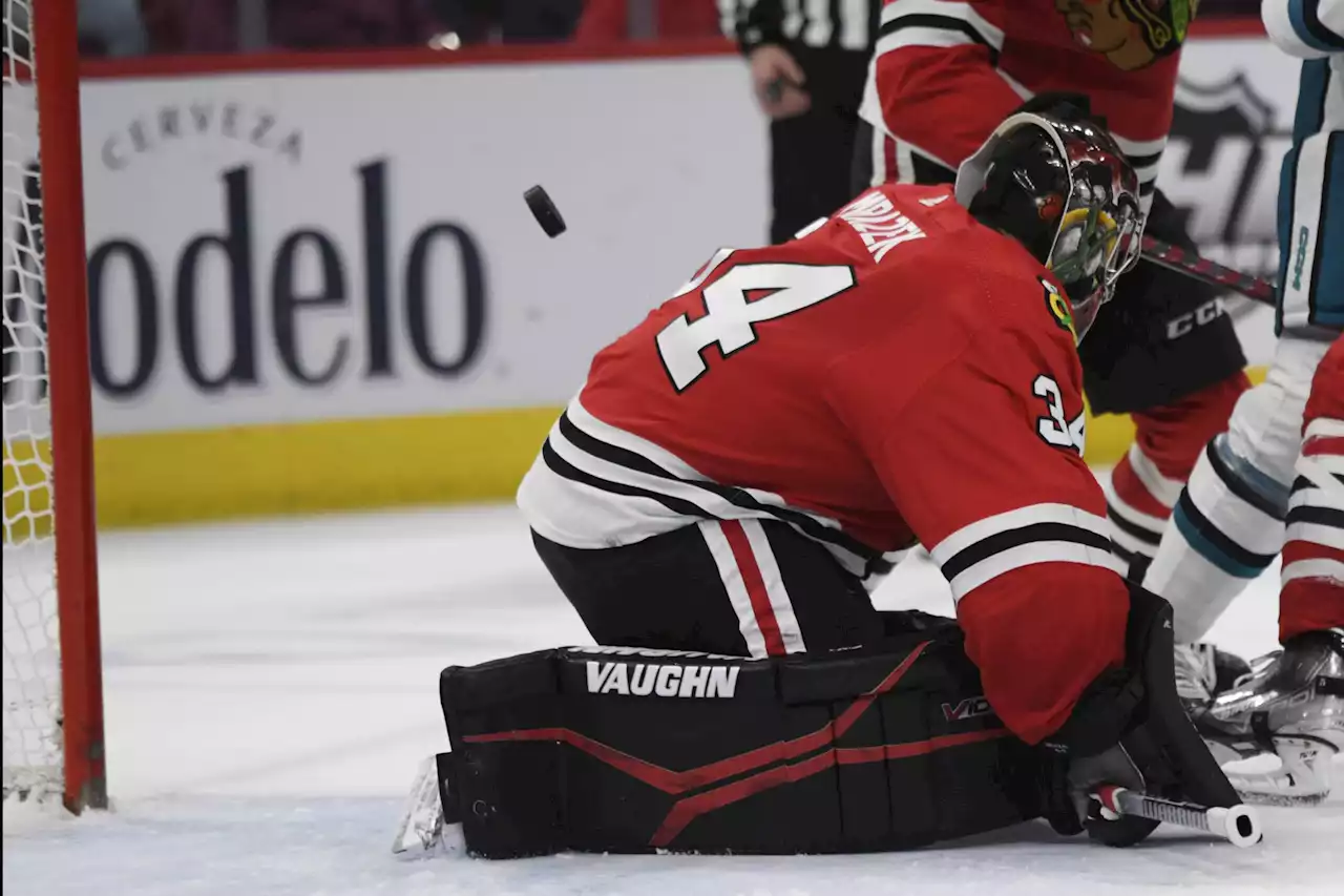 Blackhawks lose their fourth straight, 12th in last 13 games