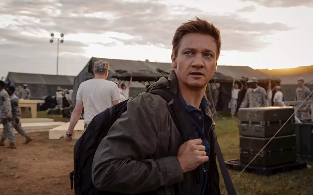 Jeremy Renner, ator que interpreta Gavião Arqueiro, se fere gravemente limpando neve