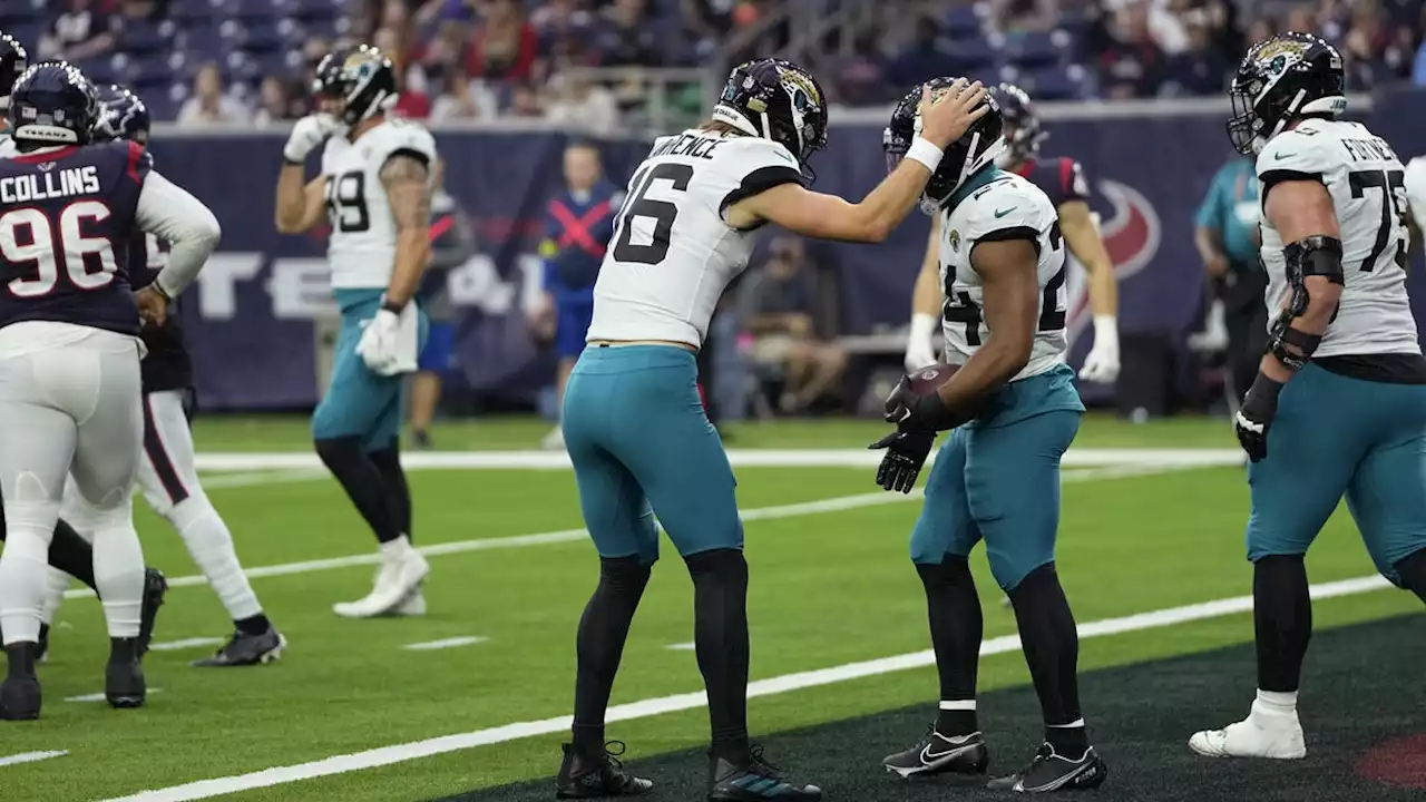 Jaguars report card: Methodical win over Texans merits A grades for defense, coaching