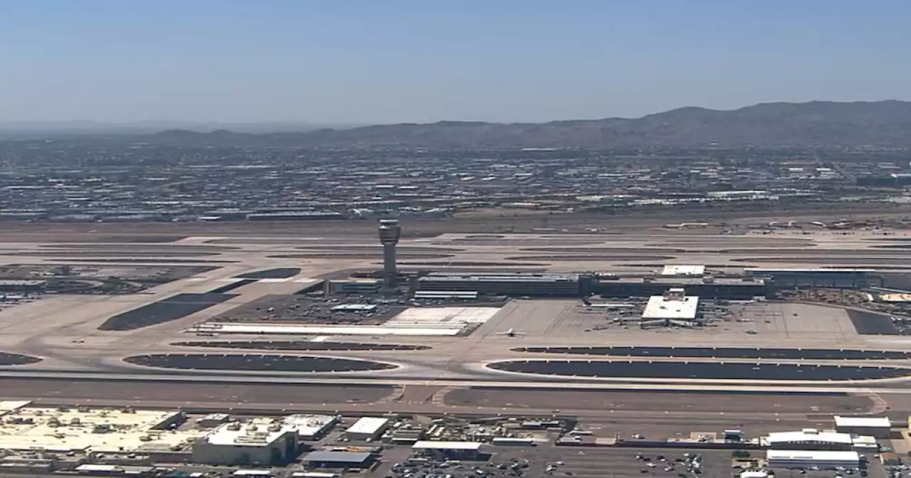 Driver arrested after crash at Phoenix Sky Harbor Airport