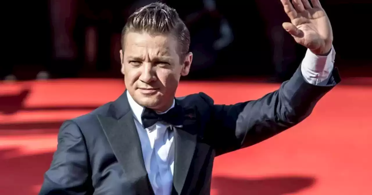 Jeremy Renner, actor de 'Avengers', sufrió grave accidente y se encuentra en estado crítico