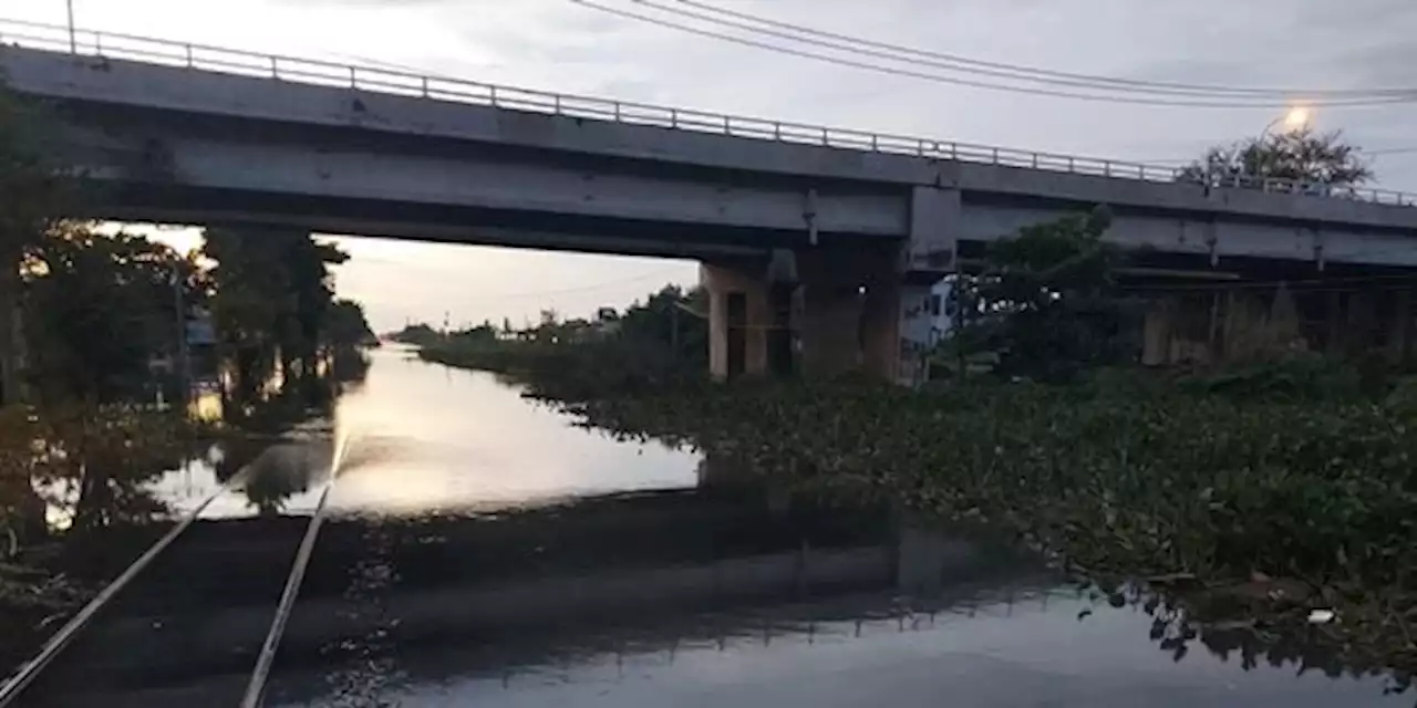 Penumpang KA Terdampak Banjir Semarang Dapat Refund Tiket 100 Persen | merdeka.com