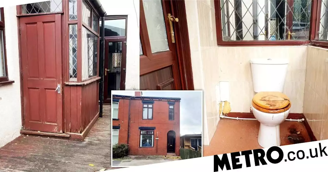 Three-bed house for sale at £126,000 has a toilet in the porch