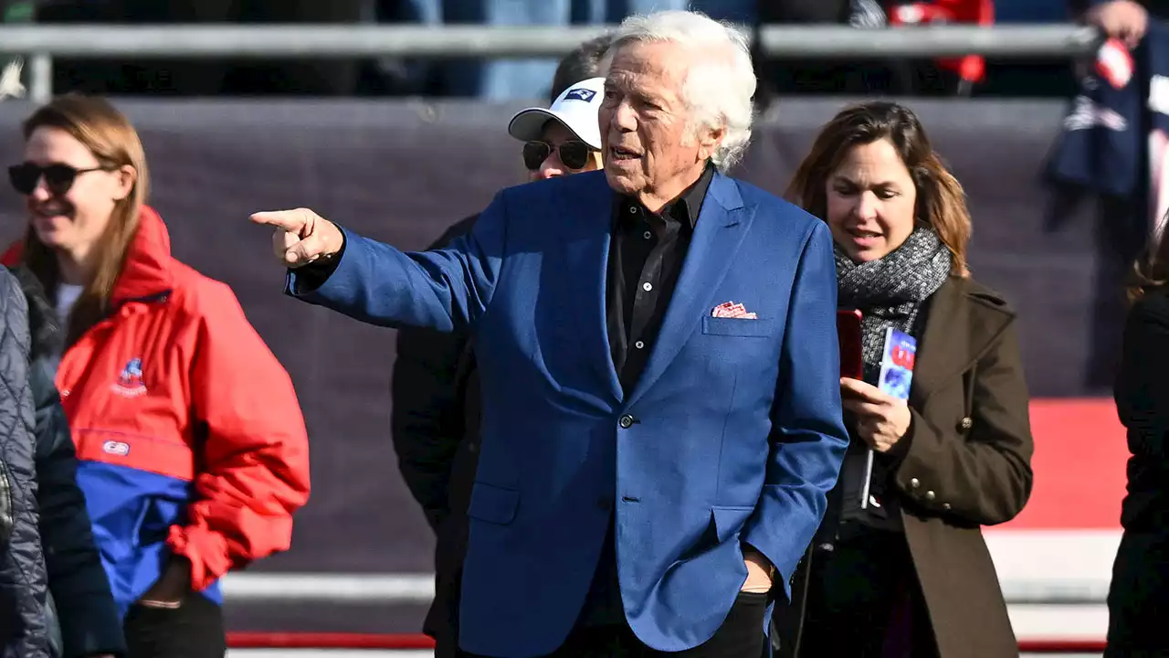 Albert Breer: Robert Kraft ‘Not Happy' With Patriots' Offensive Coaching Setup