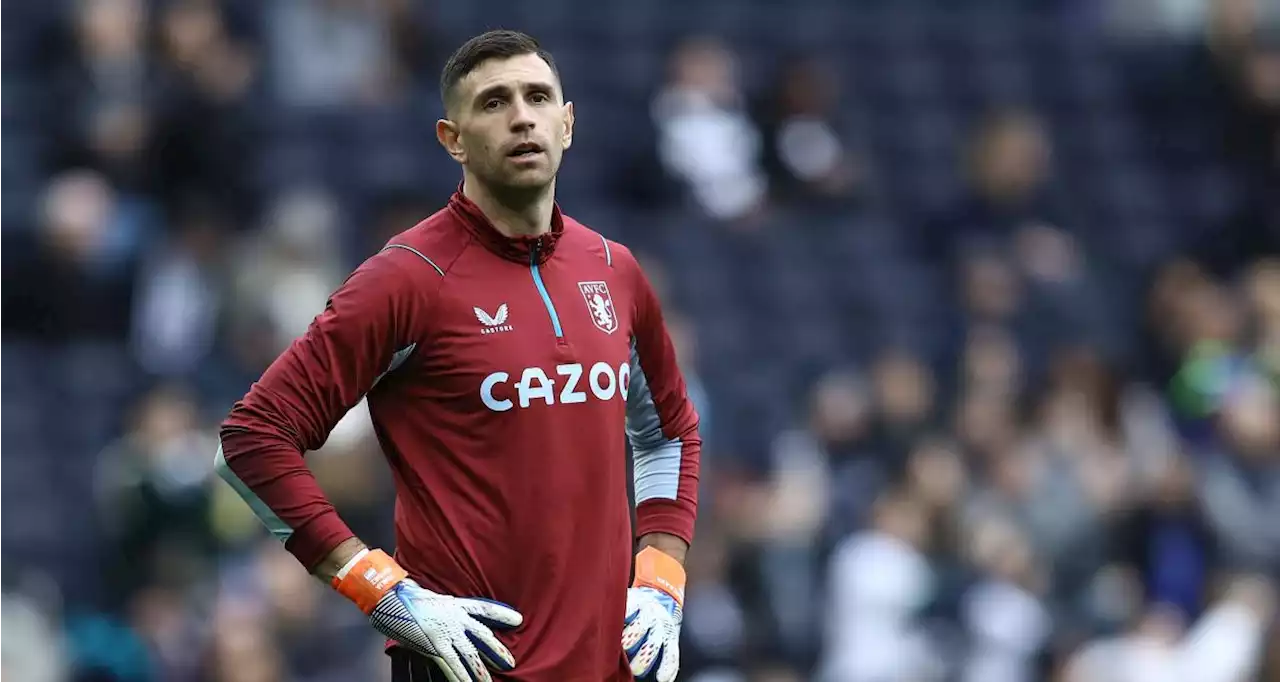 Aston Villa : Dibu Martinez foutu dehors par Emery, son remplaçant connu ?