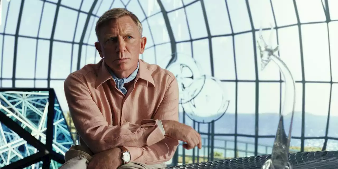 Glass Onion Stars Attempt Daniel Craig’s Benoit Blanc Accent In Fun Video