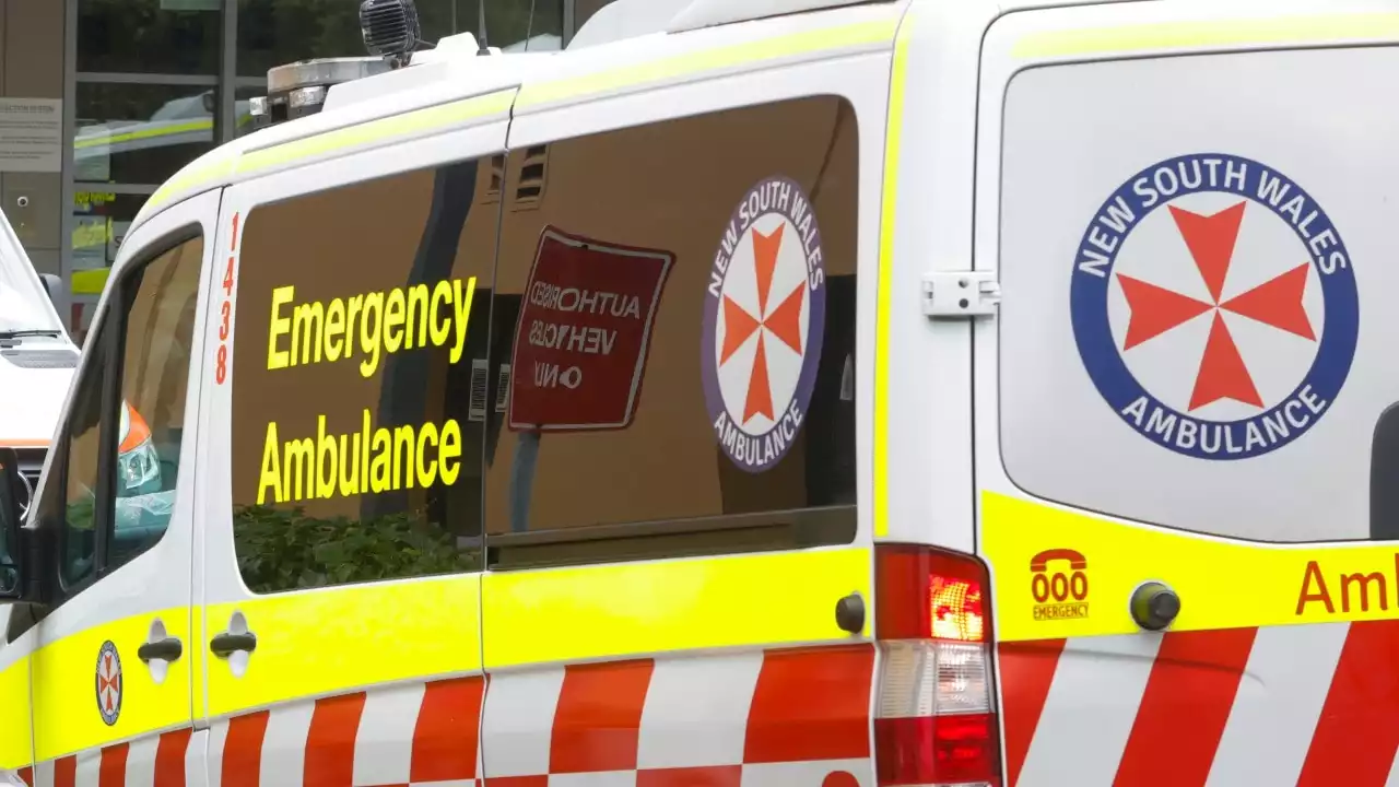 Off-duty cop drowns after rescuing teen at NSW beach